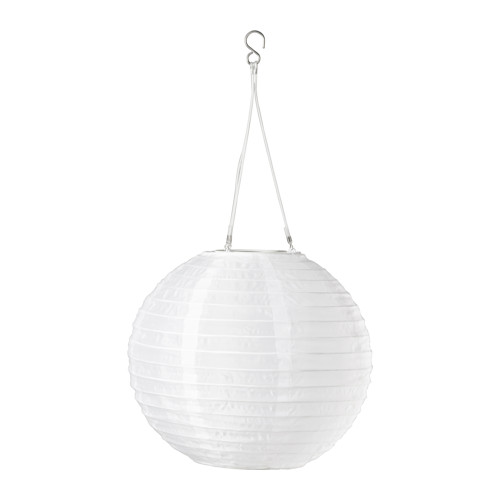 ikea 8 euros led-solar-powered-pendant-lamp-globe-white__0316268_pe516205_s4