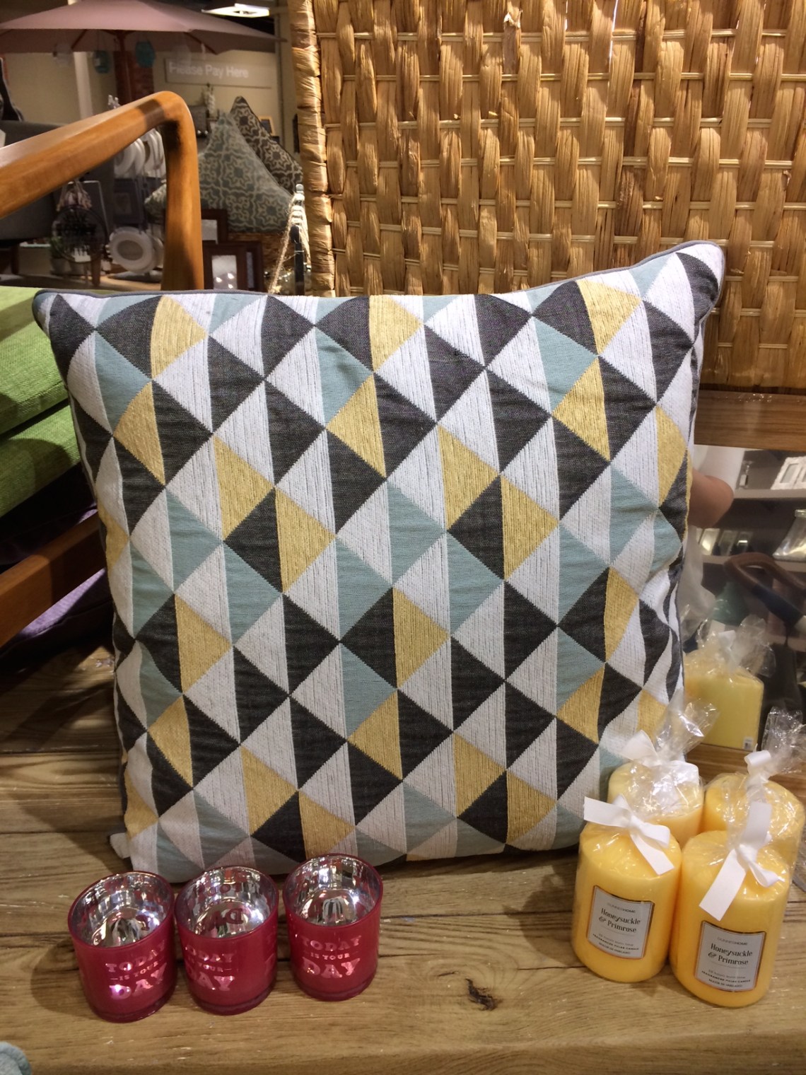 Dunnes Cushion